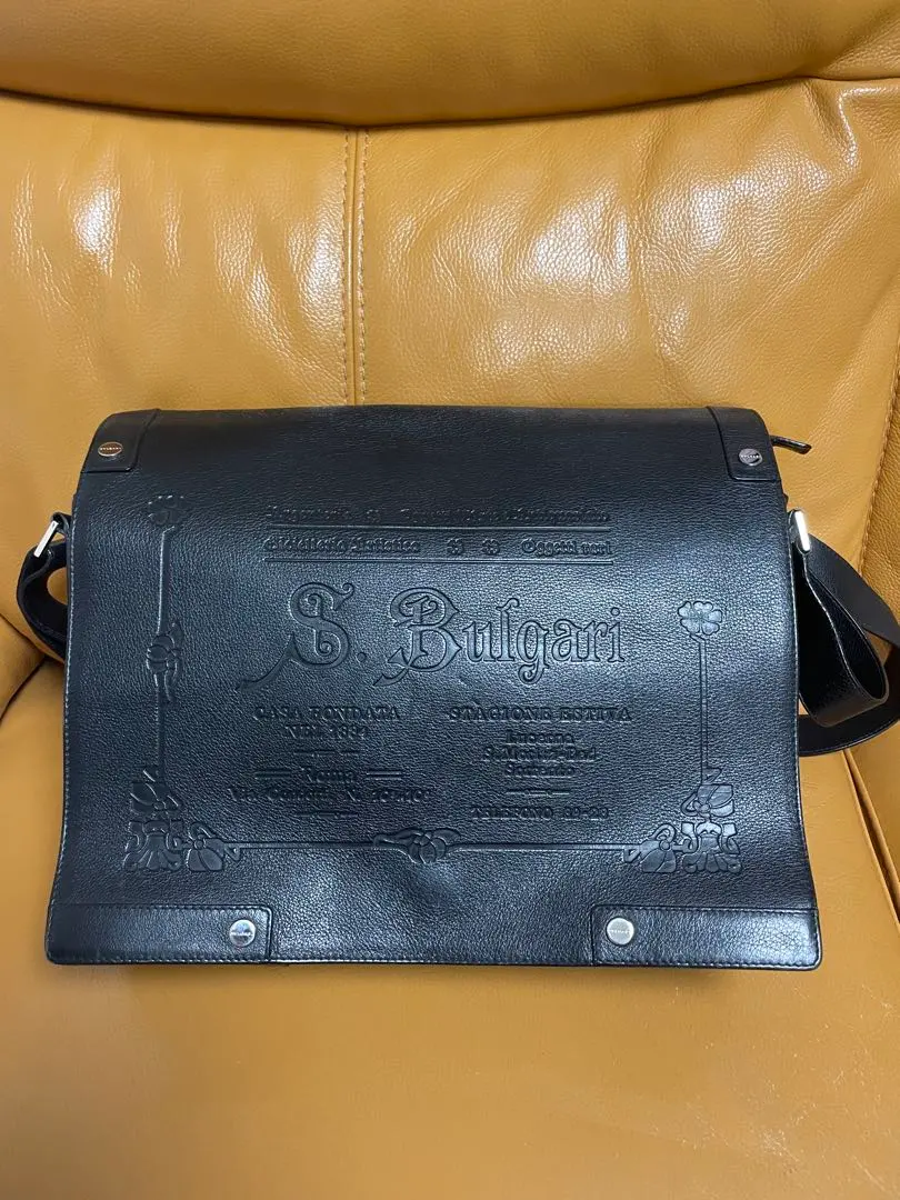 【人気モデル】ブルガリ ワンショルダー バッグ ハンド コレツィオーネ ロゴ 人気モデル】ブルガリ ワンショルダー バッグ ハンド