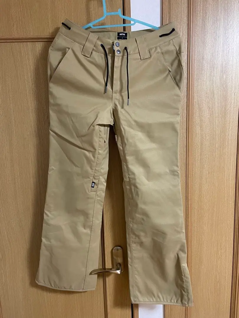 RPMスノーボードジャケットSサイズ(国内M相当)美品 スノーボード ウェア ジャケット ユニセックス 241 トゥーフォー