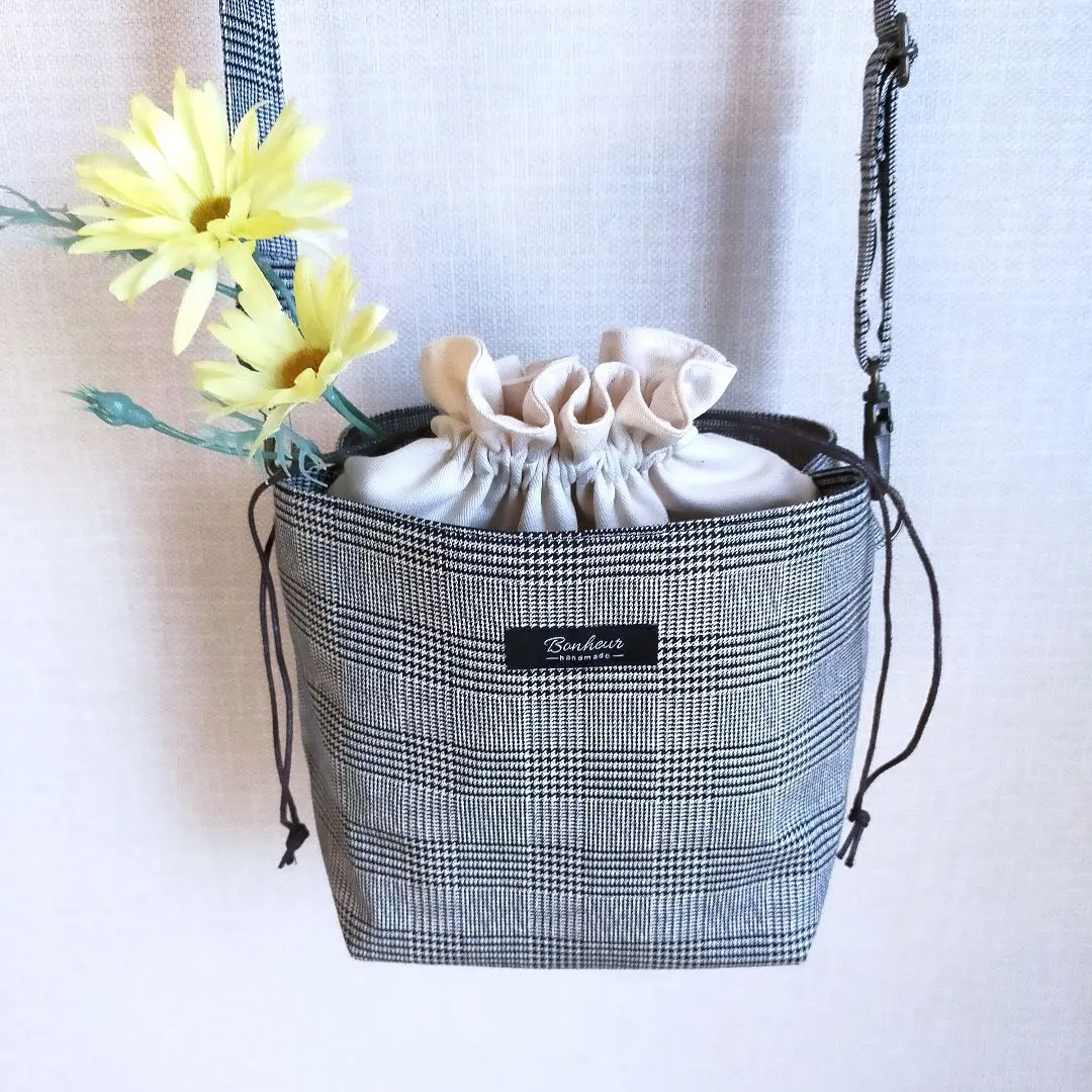 Thumbnail of Handmade ❉ Aoori Pocket Drawstring Bag Shoulder Bag (Checkered x Natural)