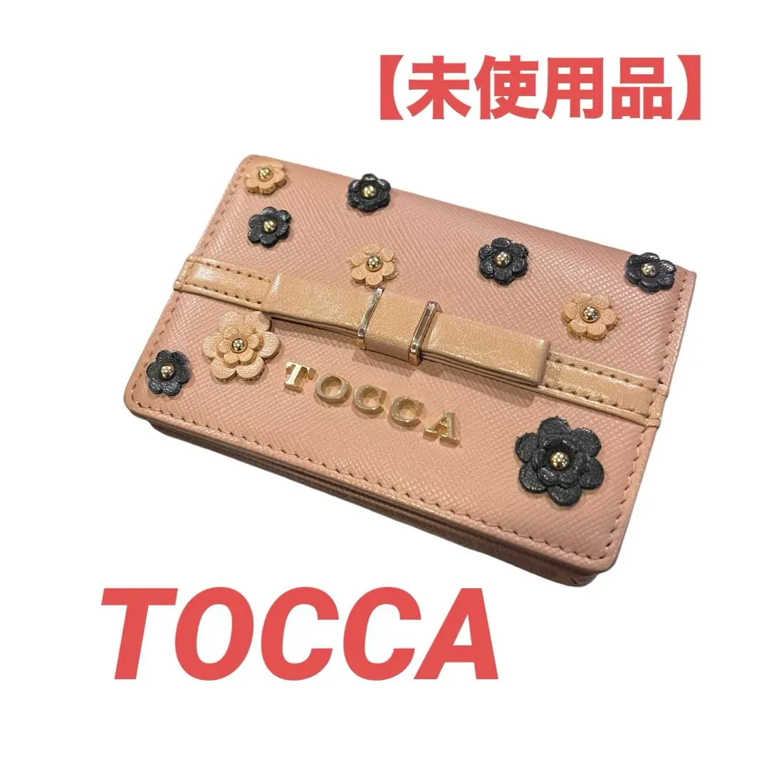 TOCCA 名刺入れ カードケース　ピンク 牛革 PVTZHW0732 TOCCA 名刺入れ カードケースピンク 牛革 PVTZHW0732