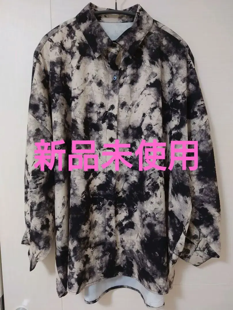 Thumbnail of Brand new, unused Cross Two all-over print BIG silhouette shirt overshirt M size