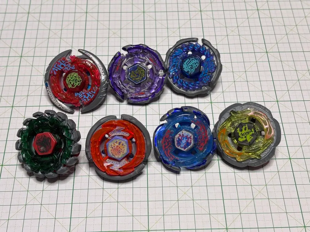 金屬對戰 爆烈陀螺 7個組合 的縮圖