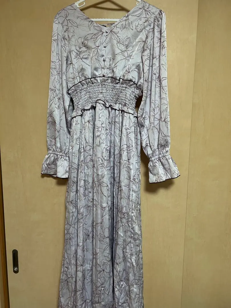 AnMILLE evelyn 後綁帶百褶洋裝 的縮圖