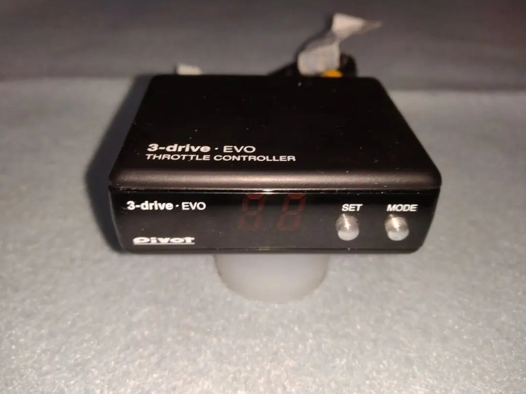 パーツ PIVOT 3-drive EVO PIVOT by diffeducation ピボット スロットルコントローラー 3