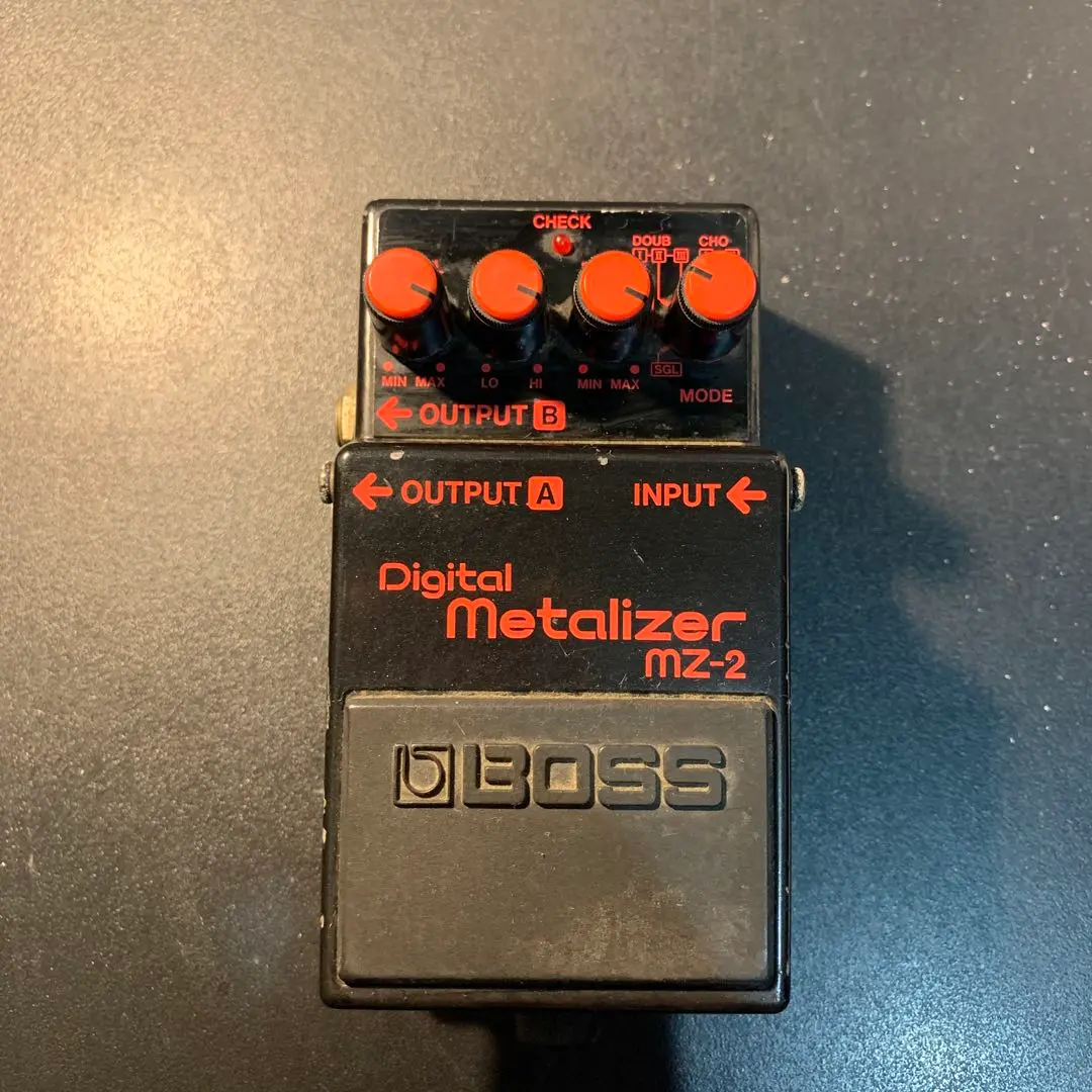 [最終値下げ] BOSS MZ-2 DIGITAL LIZER BOSS MZ-2 Digital Metalizer - Geek IN Box