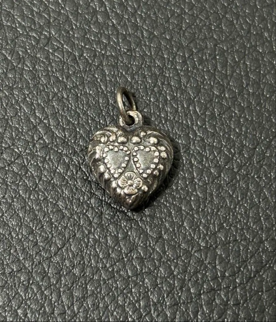 Thumbnail of 1940s Sweetheart Jewelry Twin Heart Forget-Me-Not Double-Sided Design