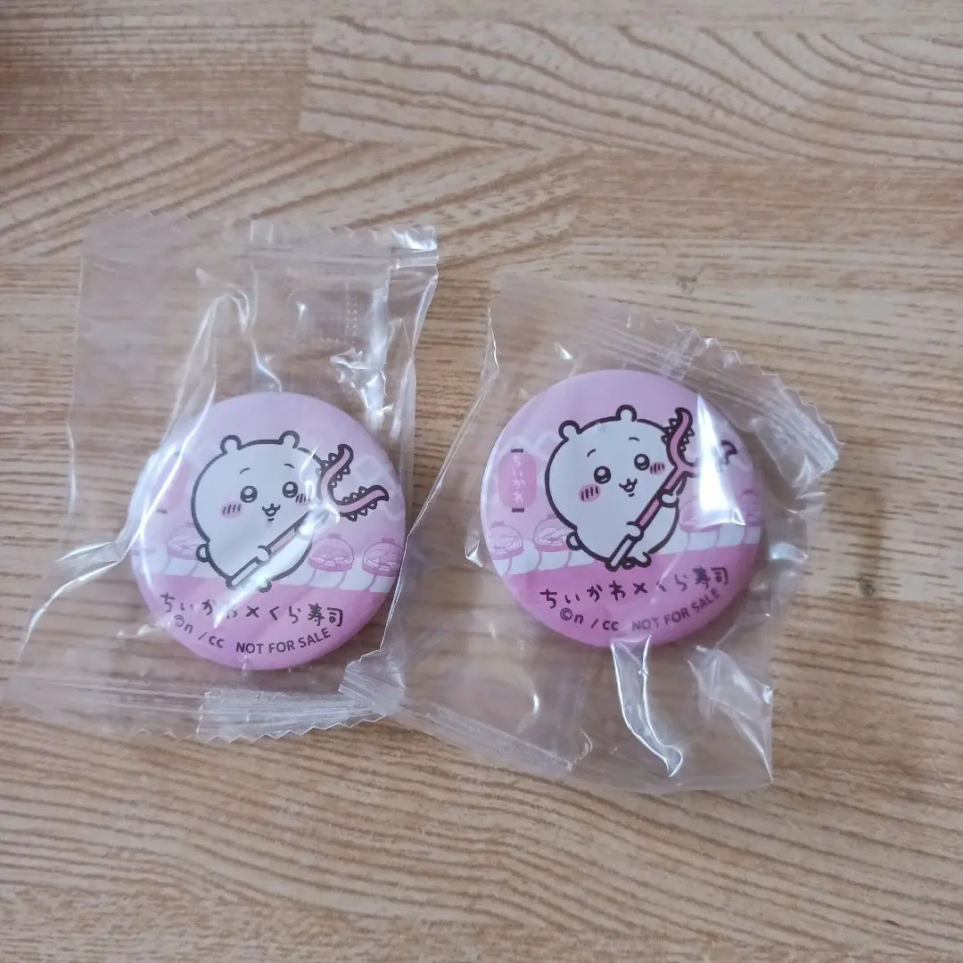 Thumbnail of Kura Sushi Chiikawa Can Badges - Set of 2