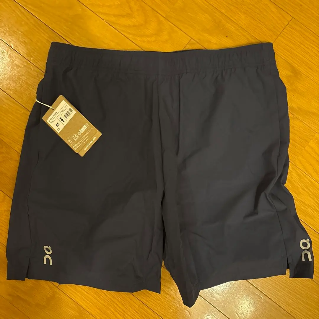 オンランニング　ハーフパンツ　Mサイズ ブラック On オン on ランニングパンツ メンズ ショートパンツ Core
