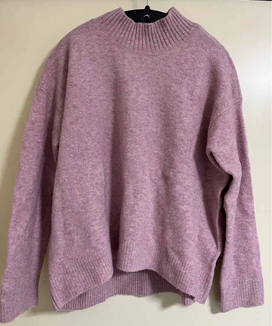 Thumbnail of Uniqlo High Neck Knit Pink Size M
