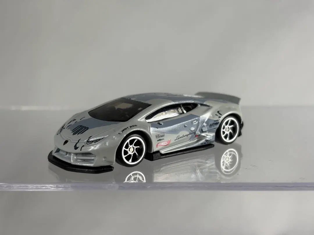 Thumbnail of Lamborghini Huracan miniature car, silver