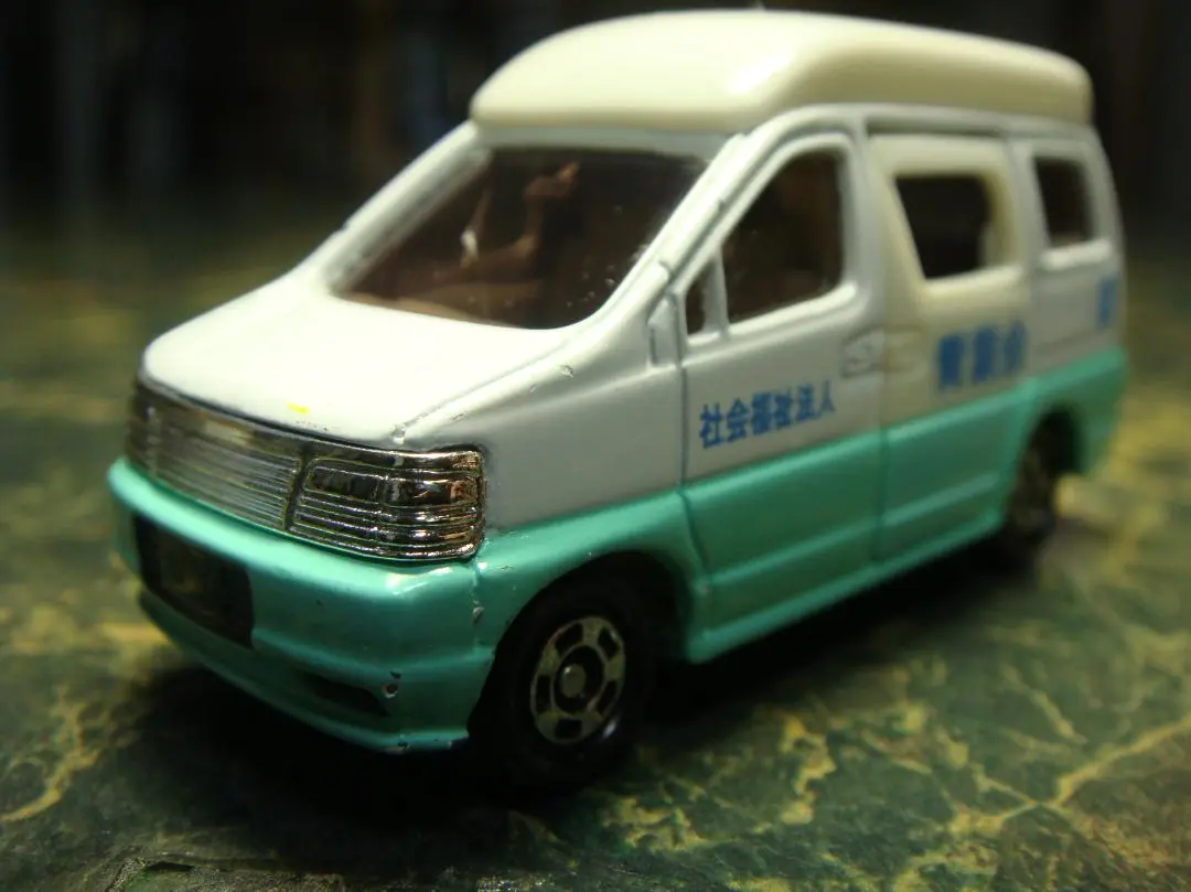 トミカ ミニカー　No.89 日産エルグランド青葉会　1998TOMY トミカ 日産 エルグランド 青葉会 - メルカリ