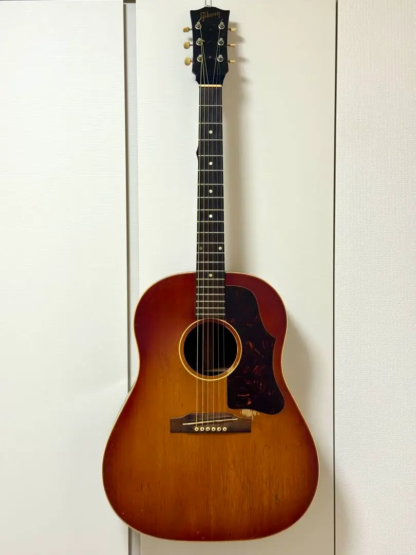 Gibson J-45 Deluxe 70年代初期もの アコースティッ Gibson】ギブソン『アコースティックギター』J-45 Deluxe 1974