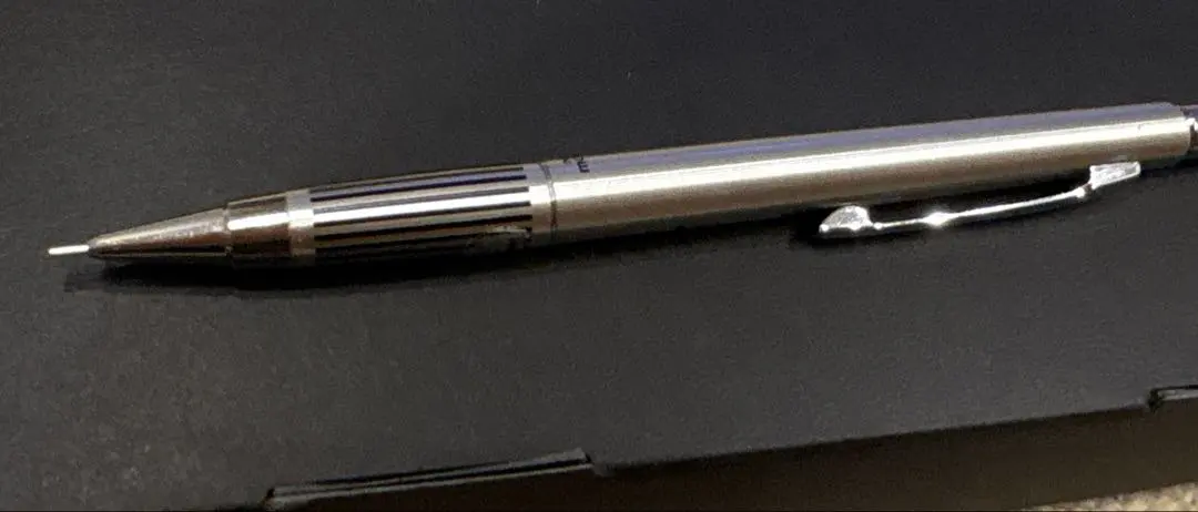 Thumbnail of Tombow MONO Δ Mechanical Pencil 0.5mm Silver 0.5mm