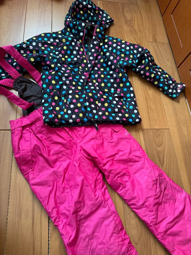 Thumbnail of Kids' Snowboard Wear, Size 140