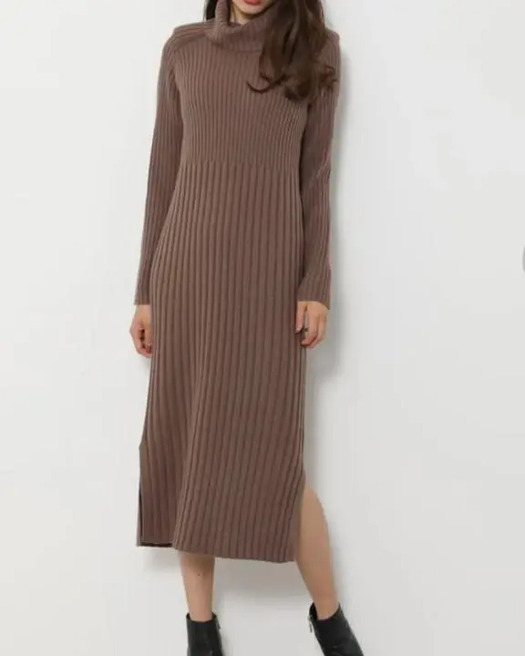 肩墊針織長洋裝 的縮圖