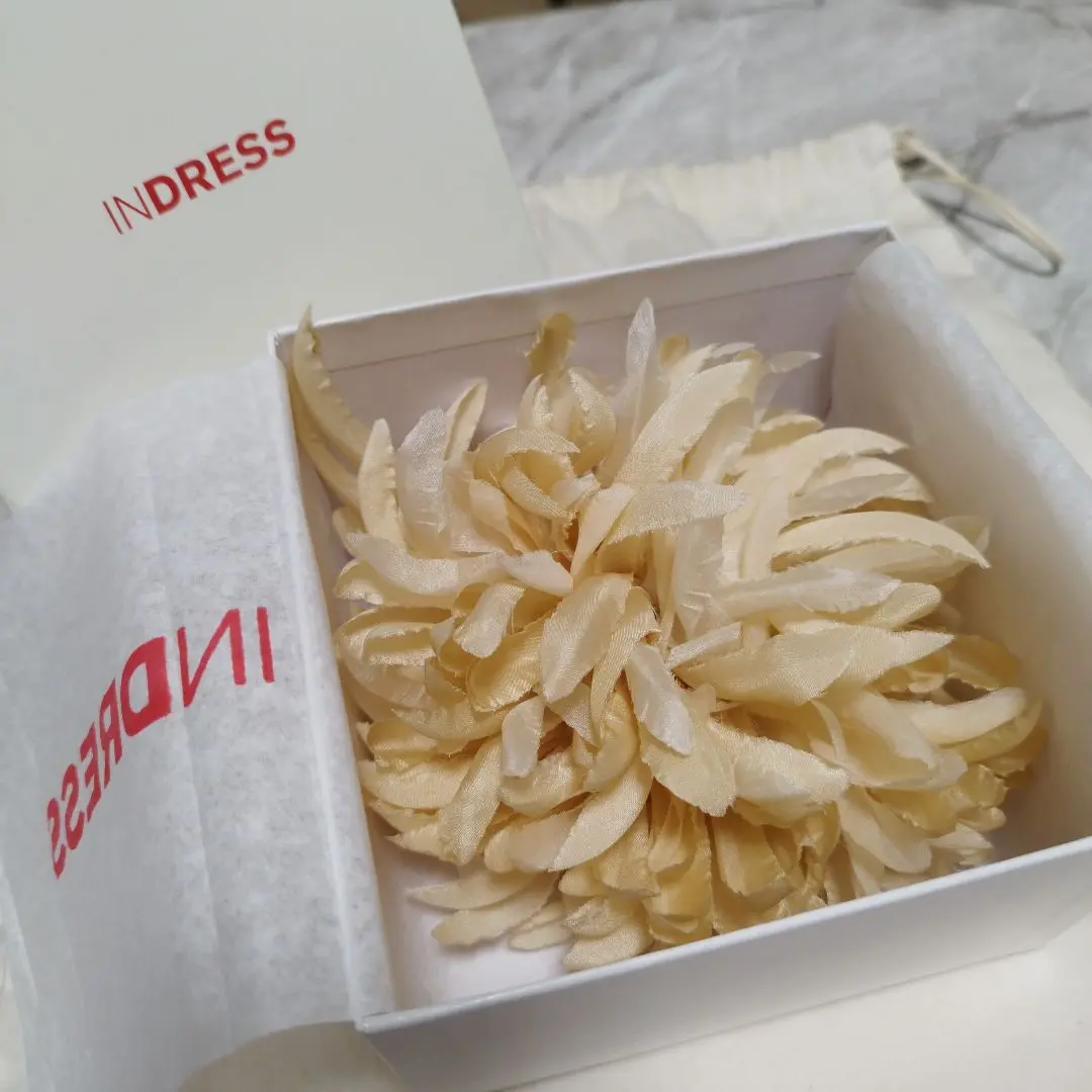 INDRESS フェザーコサージュ＆ヘッドドレス INDRESS フェザーコサージュ＆ヘッドドレス
