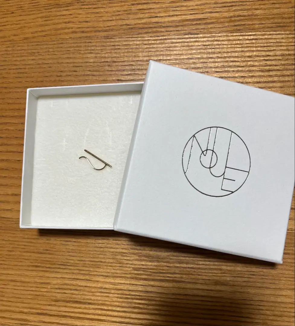 NOUE ピアス★お値下げ中 LOYTO STORE｜【NINA&JULES(ニナ・エ・ジュール)】オーバルピアス