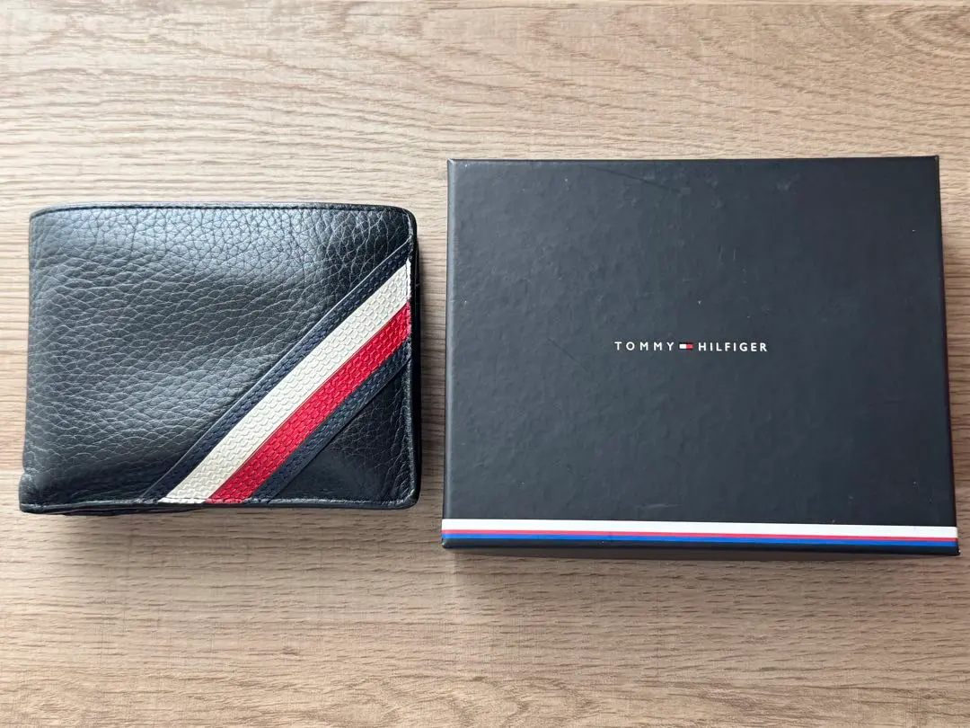 Thumbnail of TOMMY Tommy Bi-fold Wallet