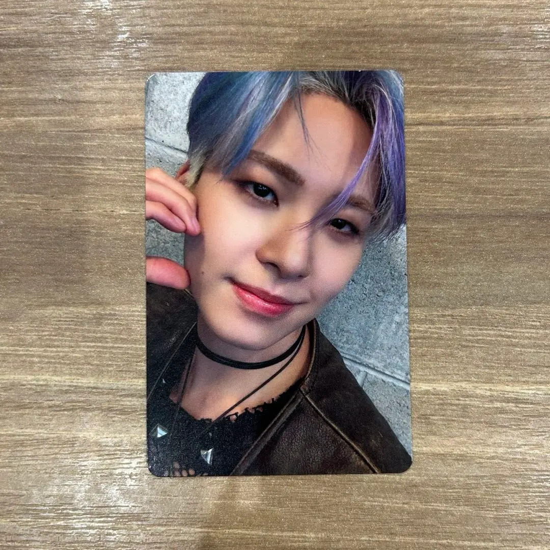 Thumbnail of Ren Kawashiri (JO1) HITCHHIKER Trading Card