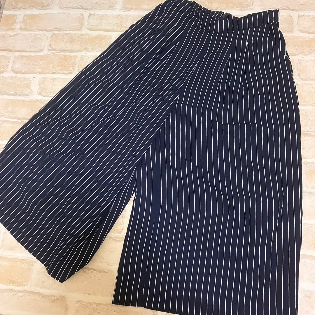 Thumbnail of INGNI ◆ Navy x White ◆ Striped Wide Pants