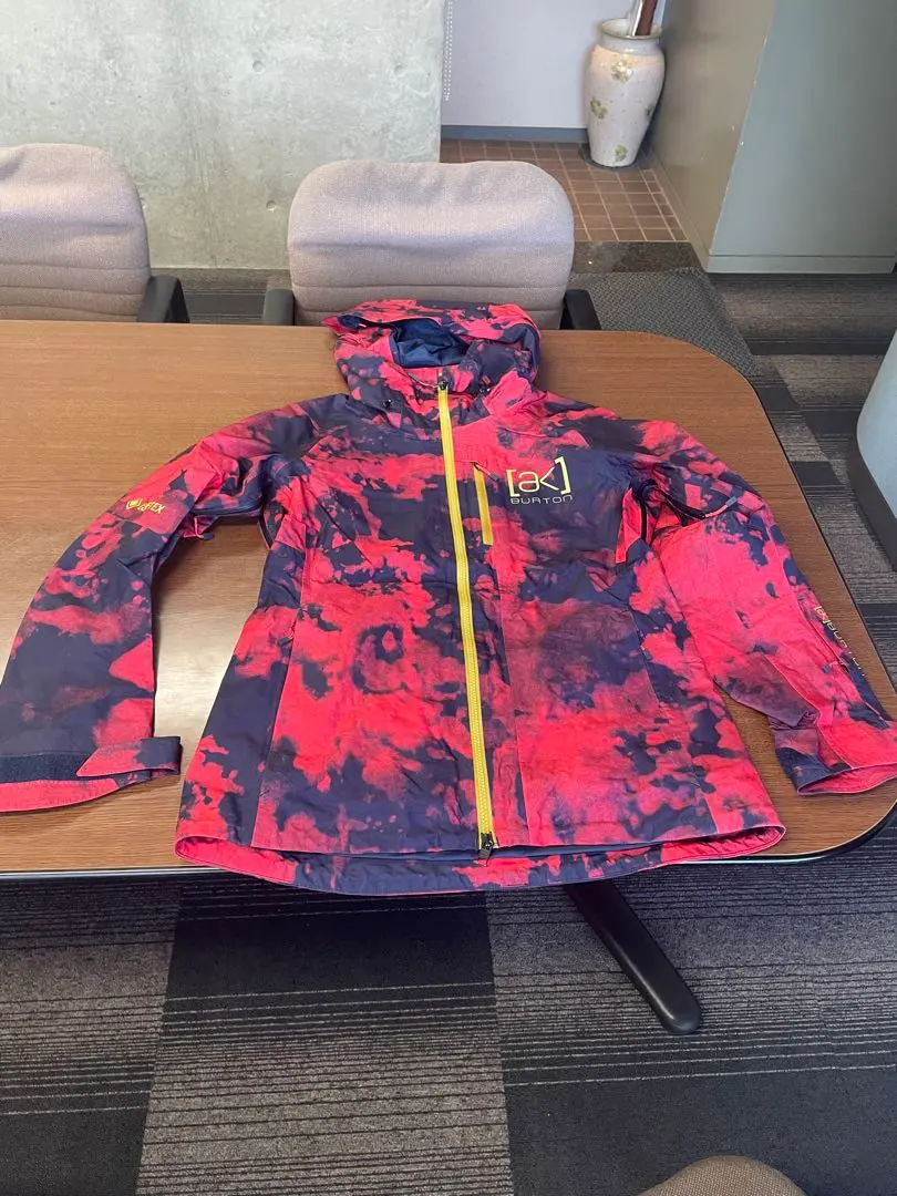 Burton GORE-TEX ZENANA JACKET（18-19モデル） 2025年最新】BURTON モデル年式：18-19モデル ウェア(女性用)の