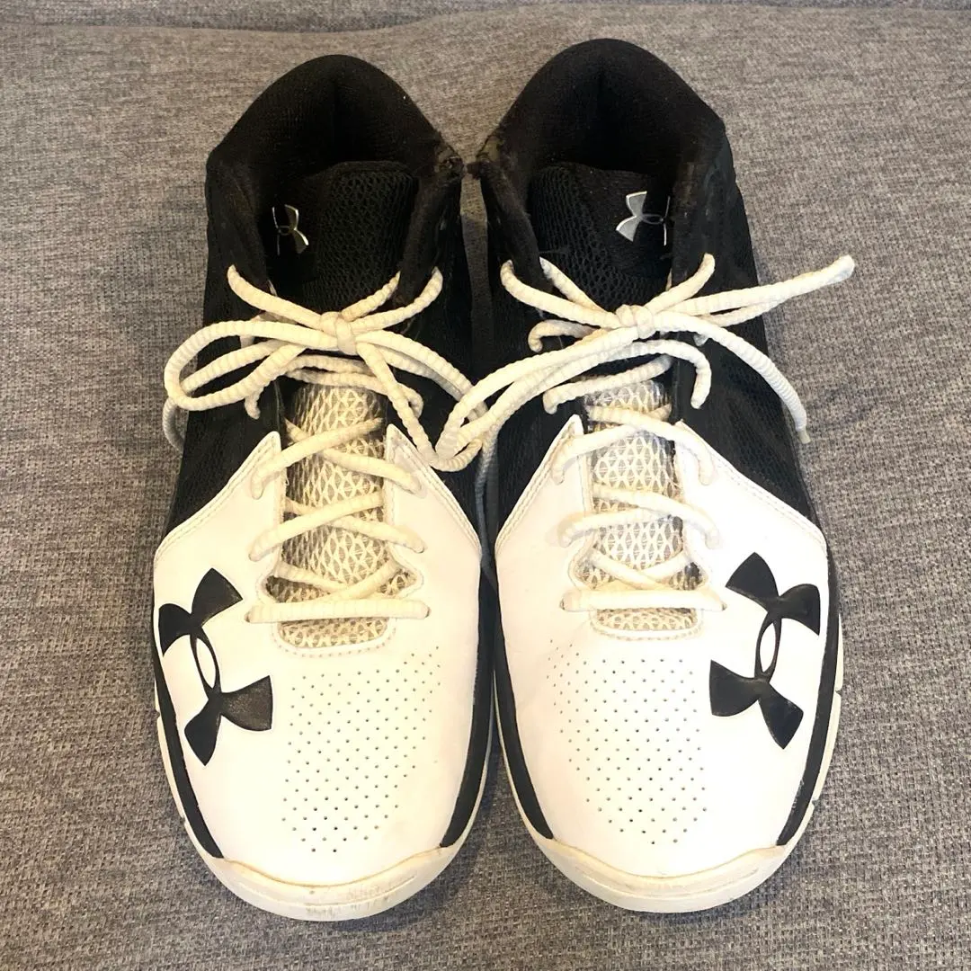 Thumbnail of Under Armour basketball shoes, 27cm