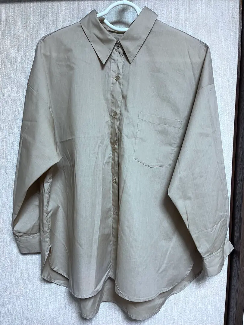 Thumbnail of Beige shirt, free size