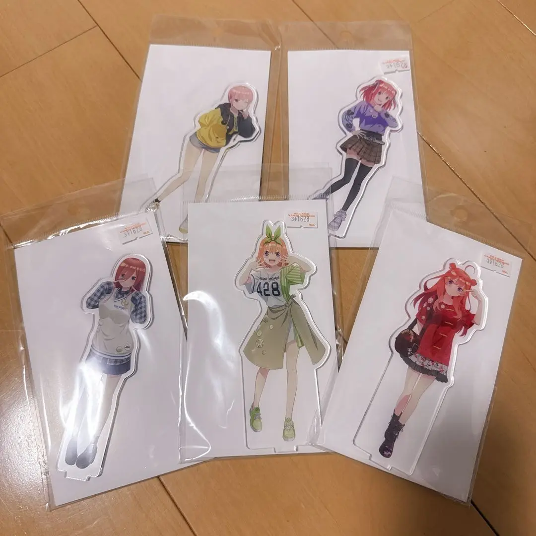 希少　レア　ヴィレヴァン　ヴィレッジヴァンガード　缶バッジ　中野四葉　四葉 2025年最新】五等分の花嫁 ヴィレッジヴァンガード 四葉の人気