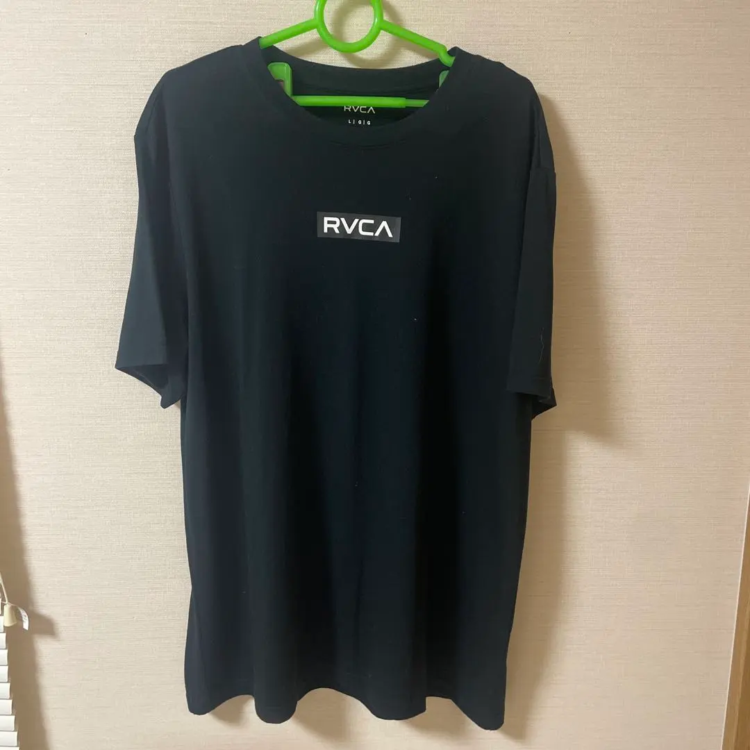 Thumbnail of RVCA T-shirt, size L, black