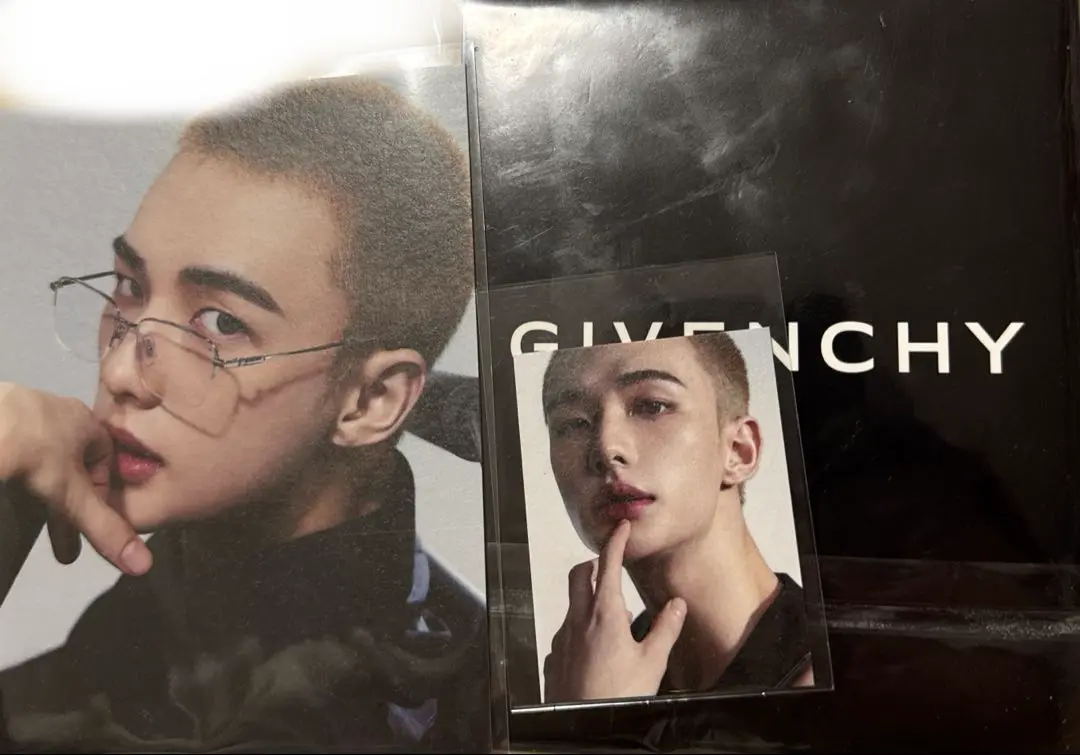 StrayKids スキズ ヒョンジン ジバンシー 限定トレカ　ポスカ StrayKids スキズ ヒョンジン GIVENCHYトレカ ジバンシー 限定