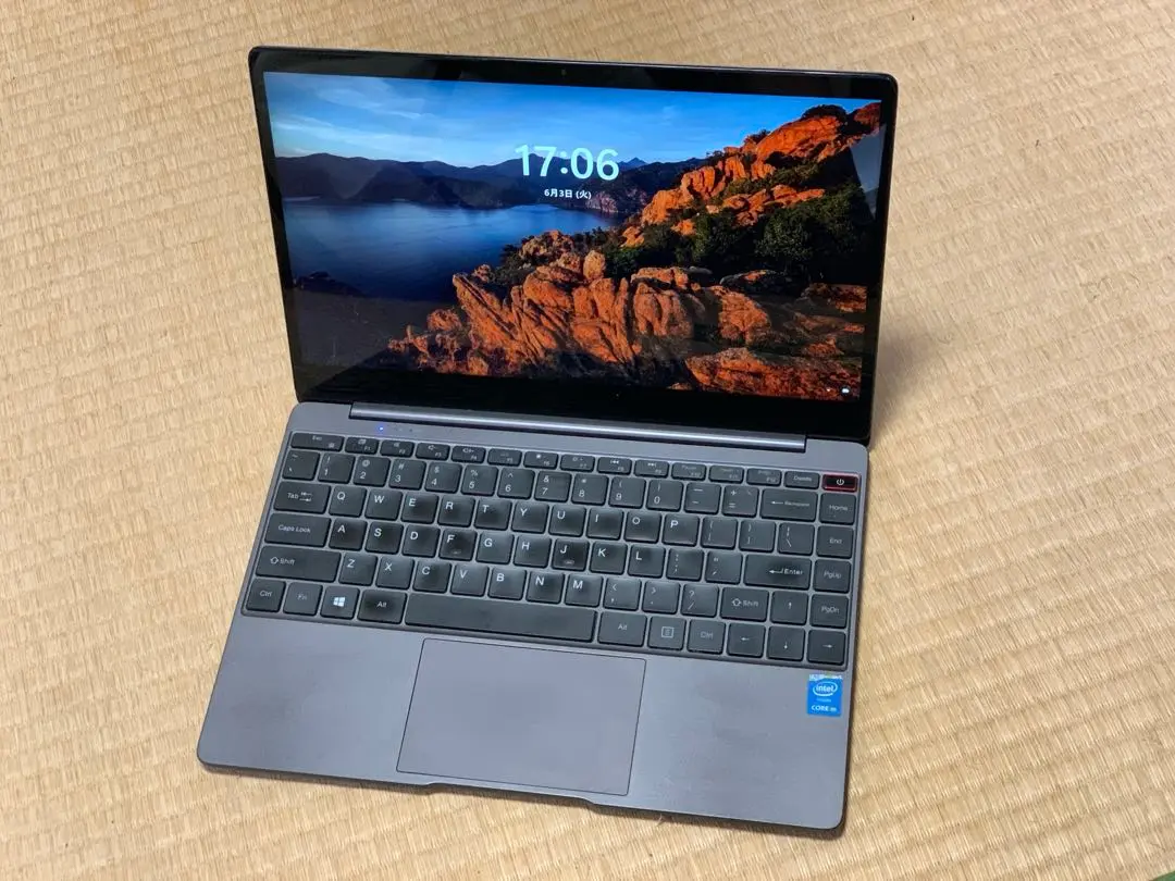 Chuwi Aerobook 13.3インチ 中古 Chuwi Aerobook 13.3インチ 中古