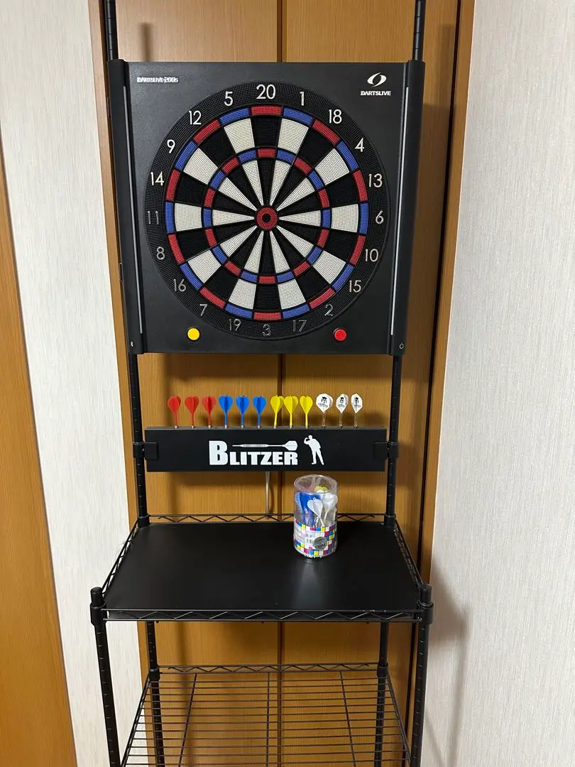 Blitzer ダーツボードスタンド　ホワイト　中古品　要組立 ダーツボードスタンド BLITZER ブリッツァー ブラック ホワイト