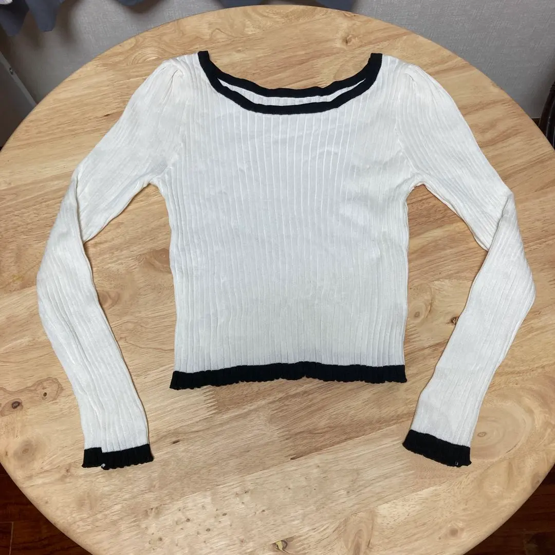 Thumbnail of JUNOAH JUNOAH Cropped Length Sizzling Look Korean Style Core Stretch Material