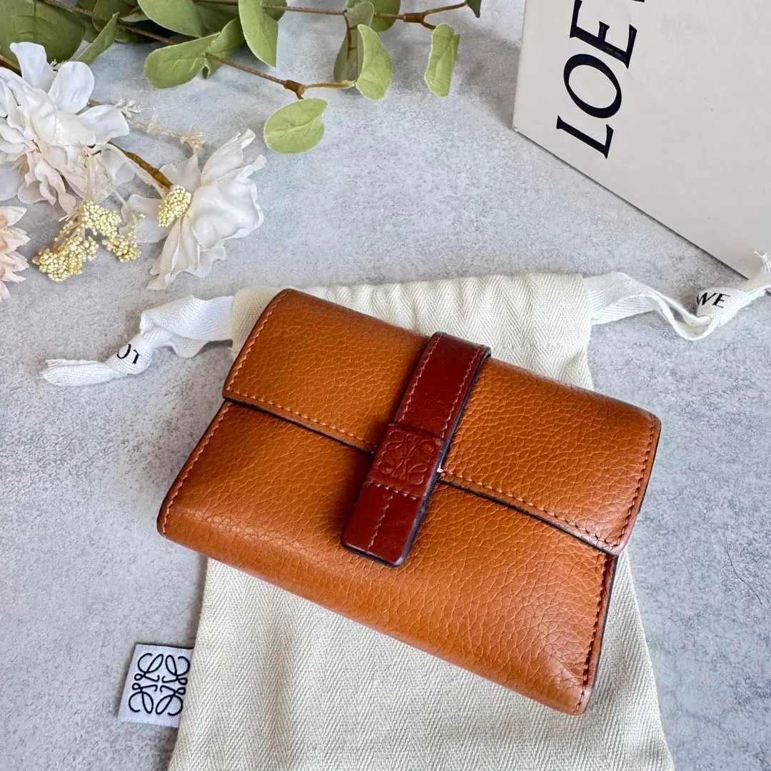 Thumbnail of Loewe Vertical Small Wallet Anagram