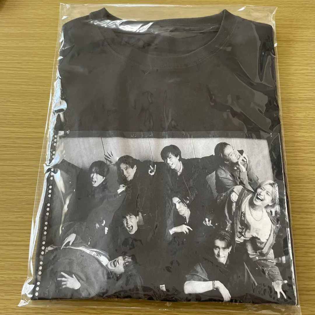 Thumbnail of SnowMan SnowWorld T-shirt - Portrait Ver.