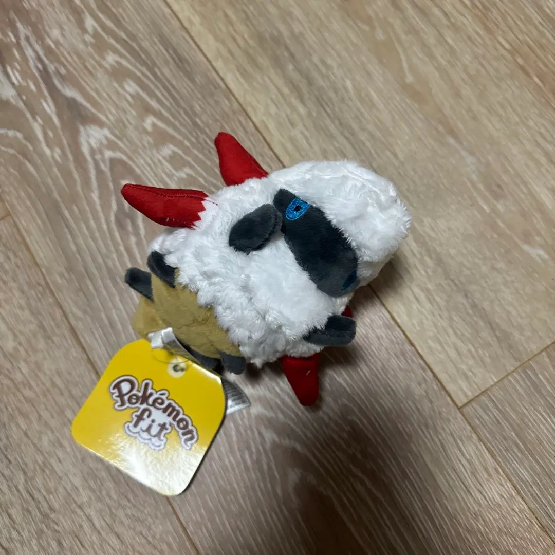 チヲハウハネのでかぬいぐるみ、ウルガモスと メラルバのfit Amazon.co.jp: ポケモンセンターオリジナル 636 ぬいぐるみ