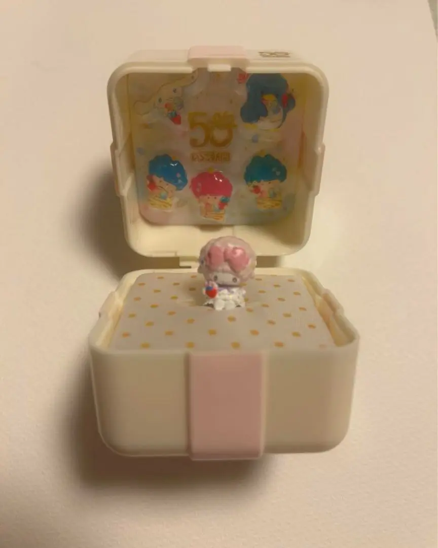 Thumbnail of Sanrio Yumekyun Ring Box Piano