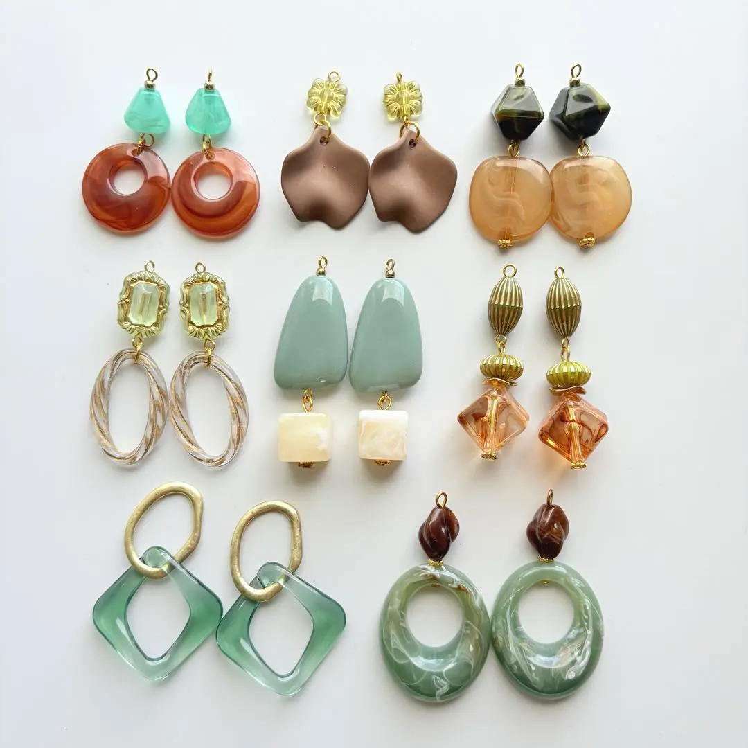 Thumbnail of Green earrings, set of 8 ☻ 2nd item half price SALE