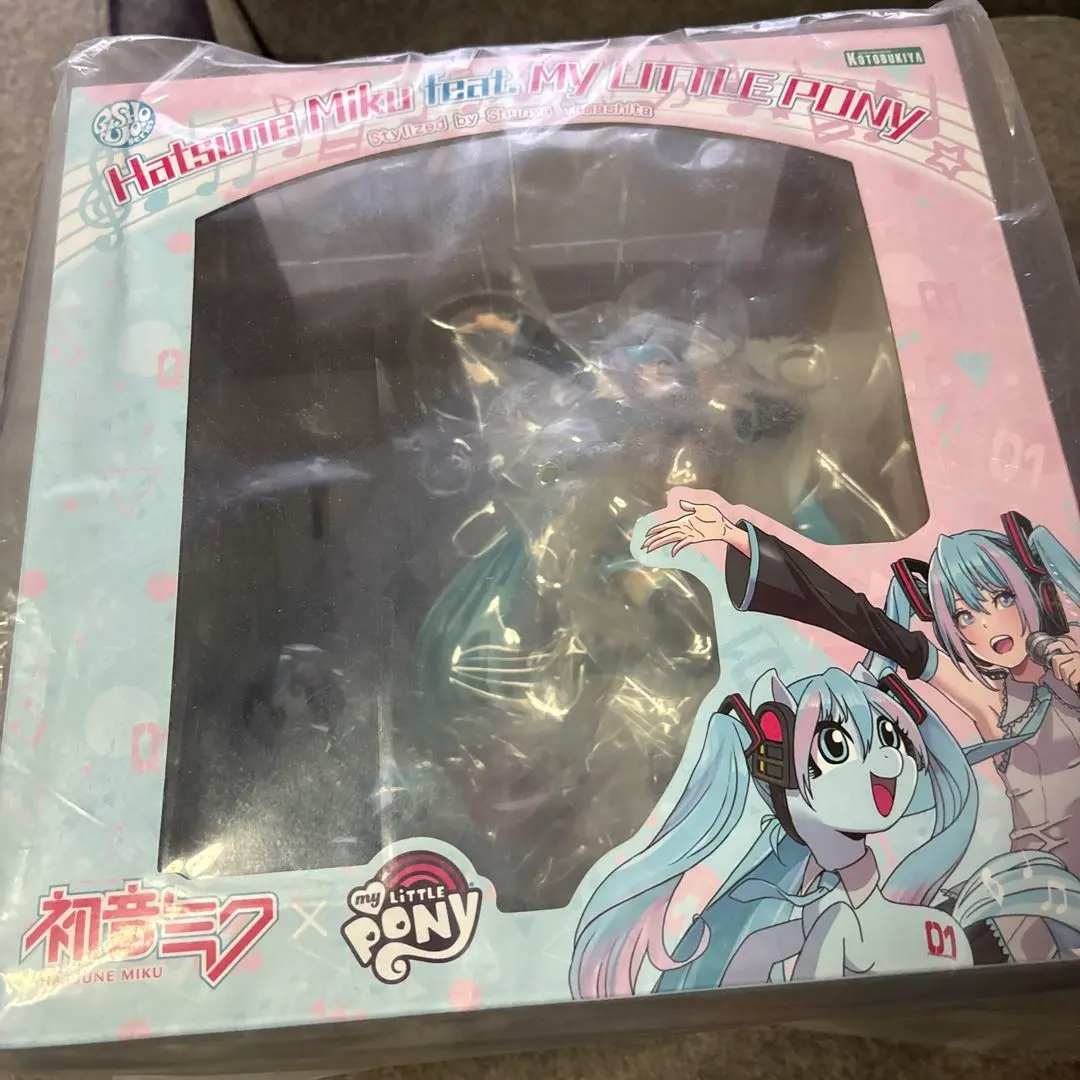 m97455774984_1.jpg?1759220131