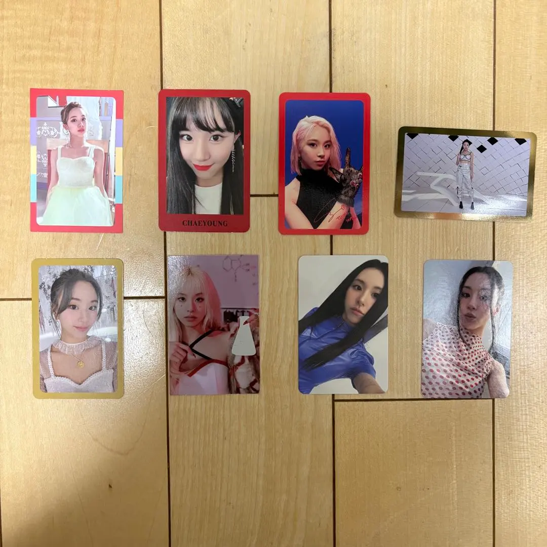 Thumbnail of Chaeyoung (TWICE) trading card