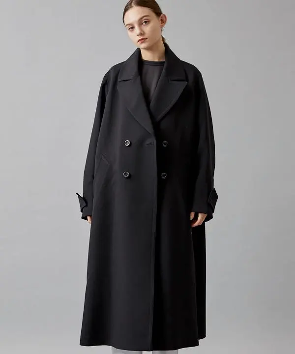 UJOH 側邊鈕扣大衣 的縮圖