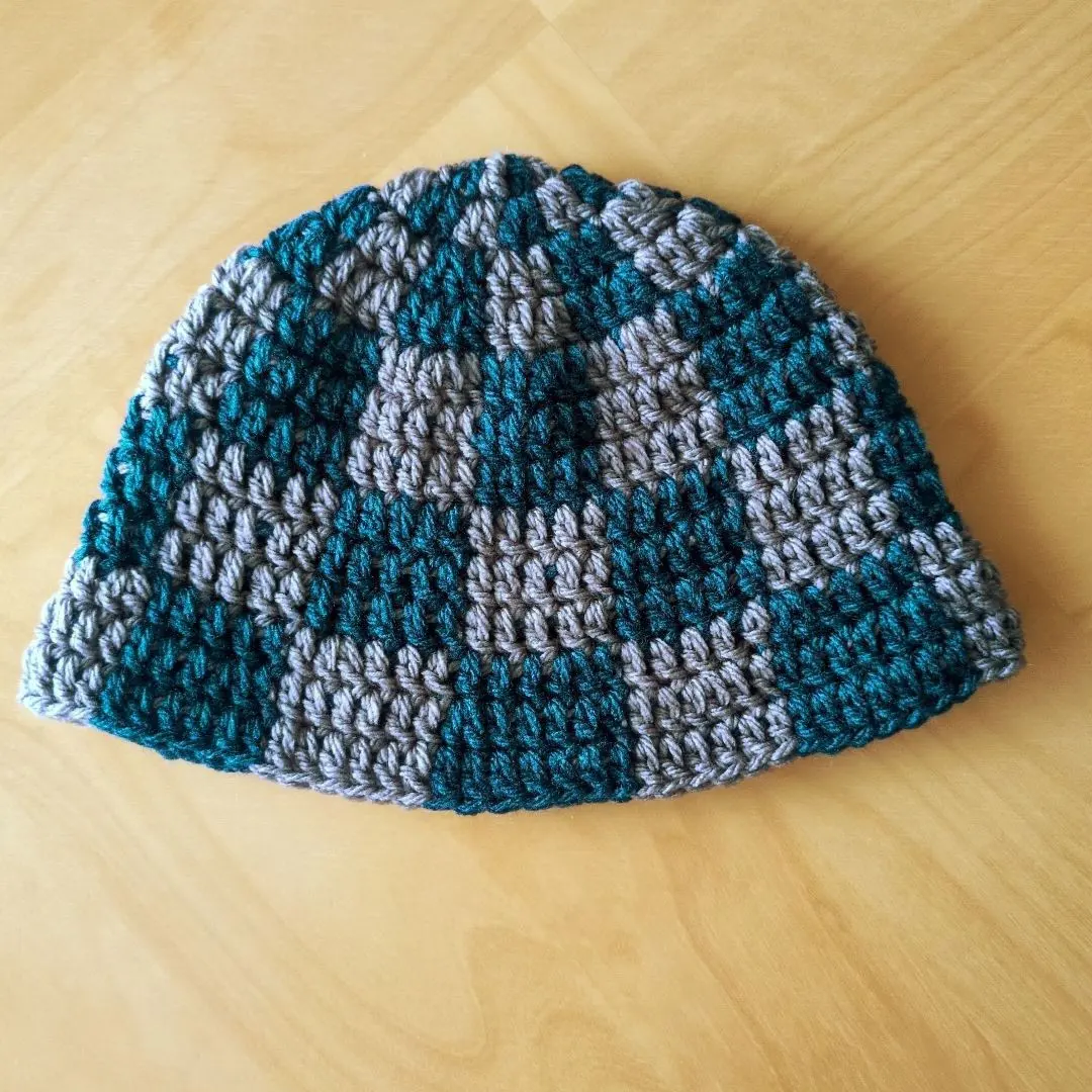 Thumbnail of Cloche hat, beanie, crusher hat, checker, check, knit cap
