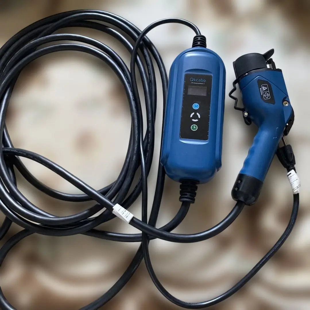 トヨタプリウスＰＨＥＶ　純正EV充電ケーブル 約15メートル 中古 トヨタ 純正部品 ZVW52 プリウスPHV 充電ケーブル 充電コード