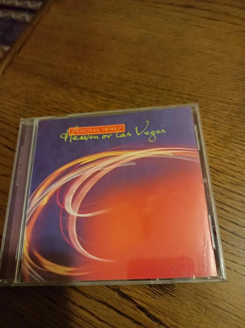 貴重品！コクトー・ツインズ「ヘブン・オア・ラスベガス」CD紙ジャケット Amazon.co.jp: Heaven Or Las Vegas [輸入盤CD] (GAD0012CD