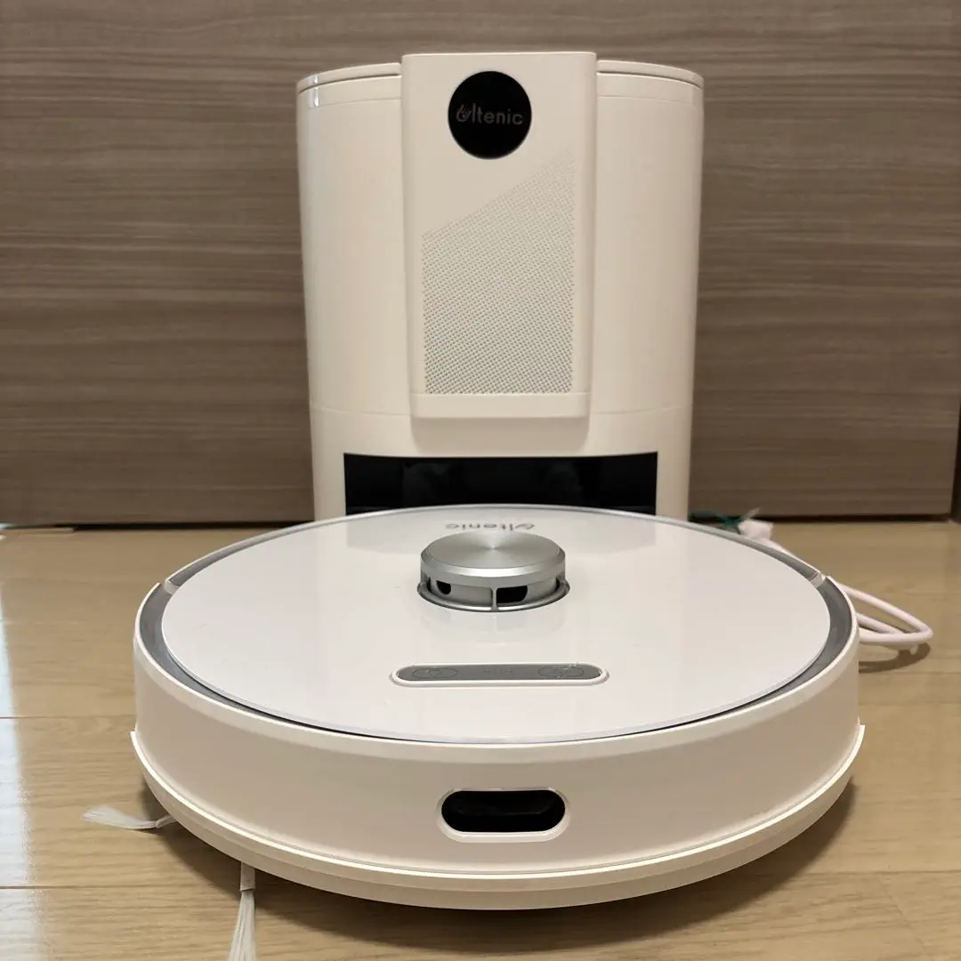 お掃除ロボット　Ultenic アルテニック　（未使用に近い） Ultenic ロボット掃除機 の通販 by T&T's shop｜ラクマ