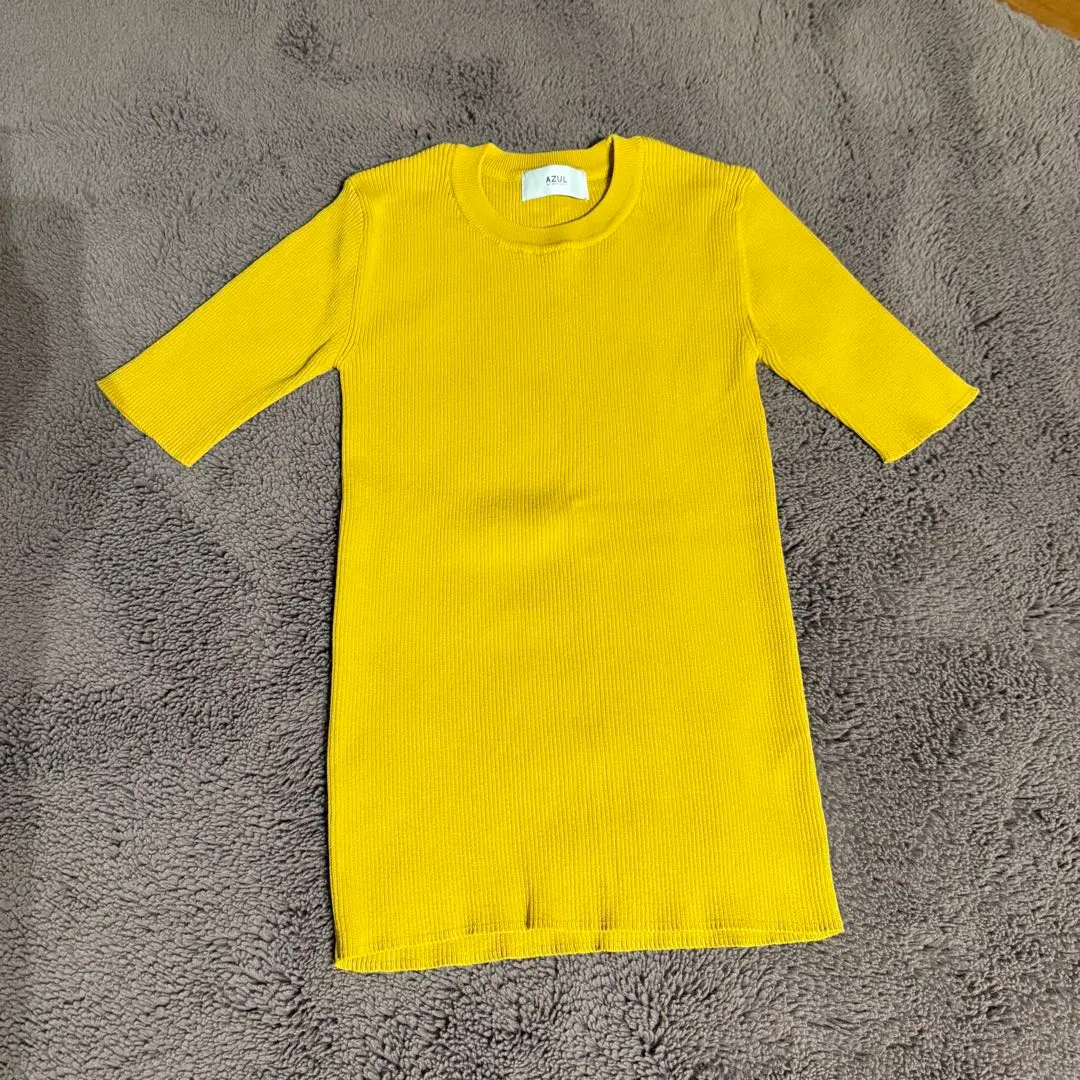 Thumbnail of Yellow Cotton Knit M Short Sleeves