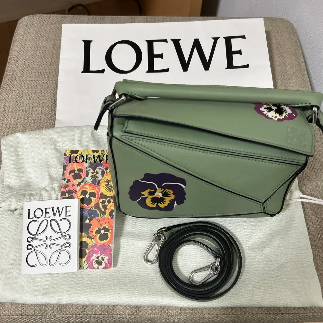 2025年最新】loewe パンジーの人気アイテム - メルカリ
