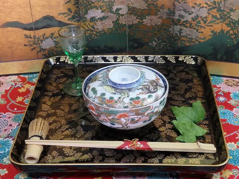 Thumbnail of Ko-Imari, Kinrande, Autumn Leaves and Deer, Autumn Grass Design, Covered Tea Bowl, Edo Period, AS-CWn