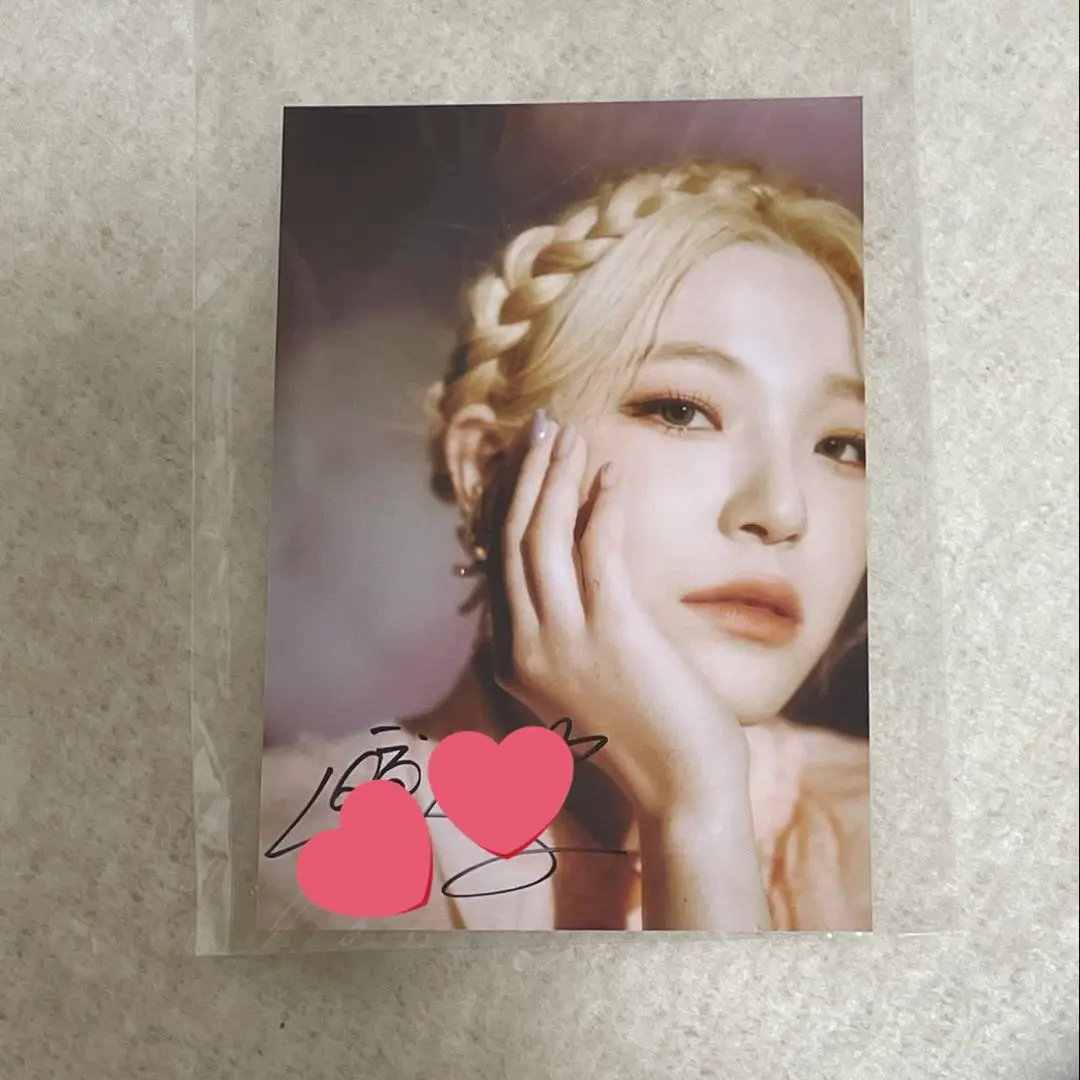 2025年最新】ジホン fromis_9の人気アイテム - メルカリ