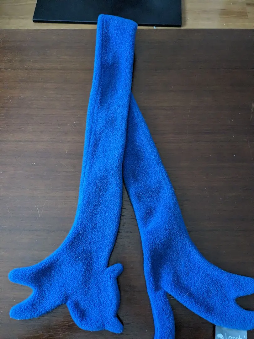 Thumbnail of Fleece scarf purchased in Germany, excellent condition B1